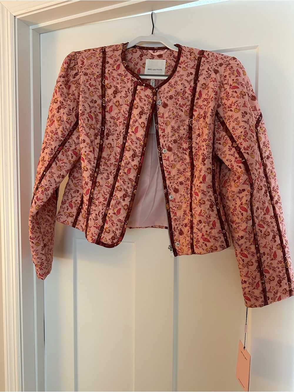 Avec Les Filles Pink Floral Quilted Bomber Jacket with Burgundy Trim - Picture 8 of 10